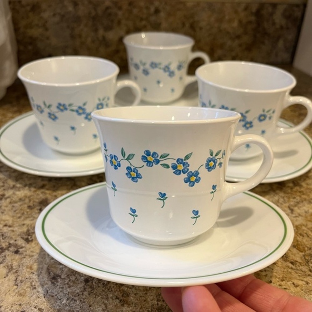 Vintage Corning Corelle Blue and White Floral Forget Me Not Tea Cups Set of 4